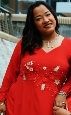 Hong Tam Lopez - Wedding Officiant